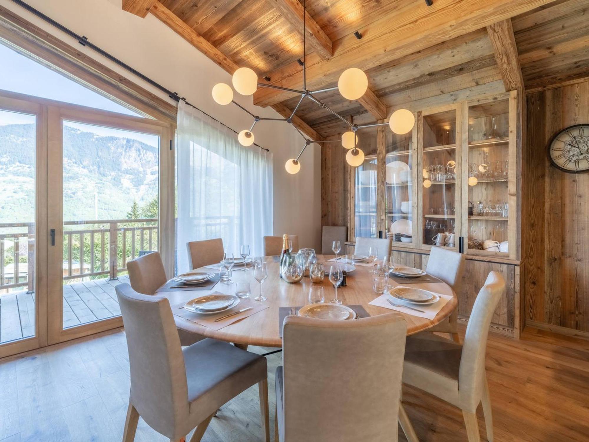 Chalet Familial Avec Et Sauna A Courchevel, Proche De La Telecabine Et Des Commodites. - Fr-1-568-36 Courchevel